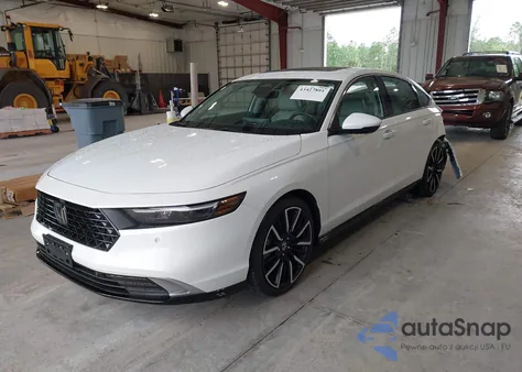 2025 Honda Accord Hybrid Touring from USA, damaged, VIN 1HGCY2F87SA000154